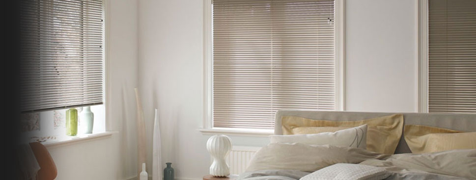 venetian blinds